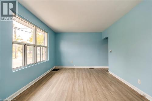 98 Armstrong Avenue, Hamilton, ON - Indoor Photo Showing Other Room
