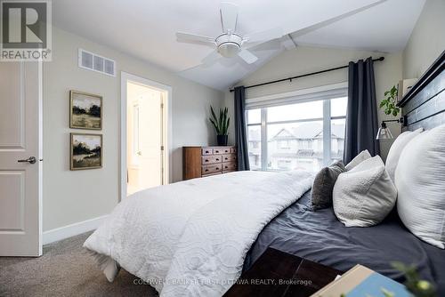 211 Purchase Crescent, Ottawa, ON - Indoor Photo Showing Bedroom