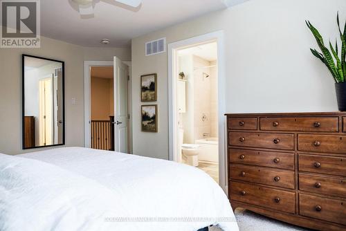 211 Purchase Crescent, Ottawa, ON - Indoor Photo Showing Bedroom