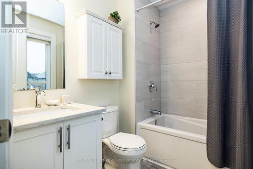 211 Purchase Crescent, Ottawa, ON - Indoor Photo Showing Bathroom