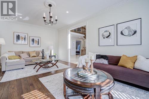 21 Kirkdale Crescent, Toronto, ON 
