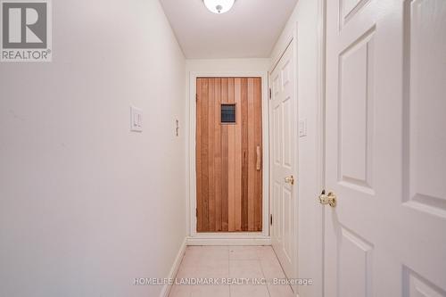 21 Kirkdale Crescent, Toronto, ON 