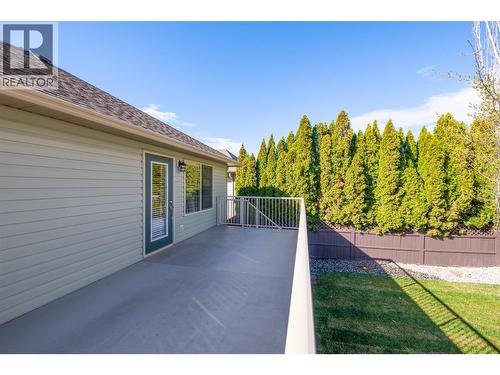Spacious deck with access from kitchen for ease of BBQ'ing - 546 South Crest Drive Lot# 1, Kelowna, BC - Outdoor