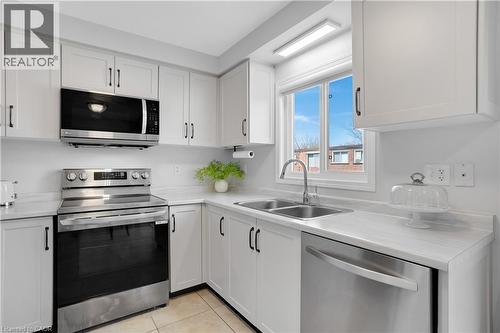 750 Lawrence Street Unit# 91, Cambridge, ON - Indoor Photo Showing Kitchen With Double Sink