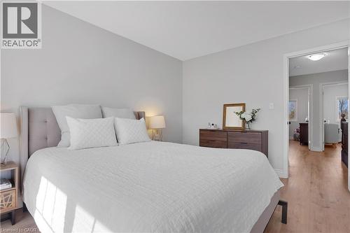 750 Lawrence Street Unit# 91, Cambridge, ON - Indoor Photo Showing Bedroom
