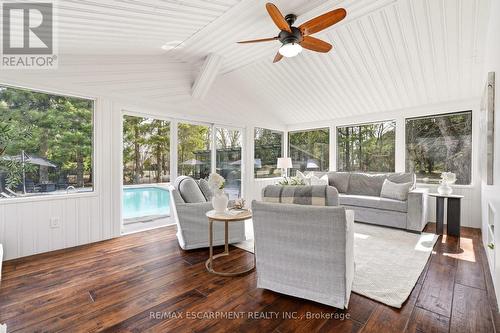 1189 Britannia Road, Burlington, ON - Indoor Photo Showing Living Room
