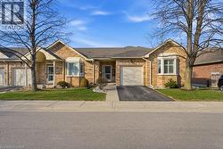 92 NORTHERNBREEZE Street  Mount Hope, ON L0R 1W0