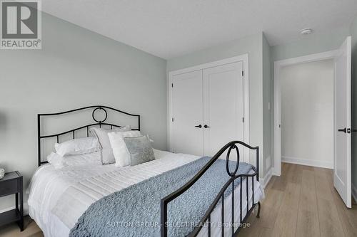 1 Bancroft Road, St. Thomas, ON - Indoor Photo Showing Bedroom