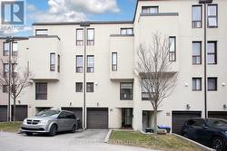 6 - 24 REID DRIVE  Mississauga, ON L5M 2A6