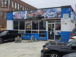 8 MILVAN DRIVE Toronto, ON M9L 1Z2