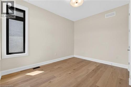 6192 Curlin Crescent, Niagara Falls, ON - Indoor Photo Showing Other Room