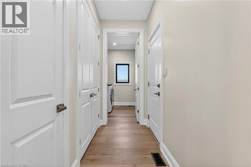 6192 Curlin Crescent, Niagara Falls, ON - Indoor Photo Showing Other Room
