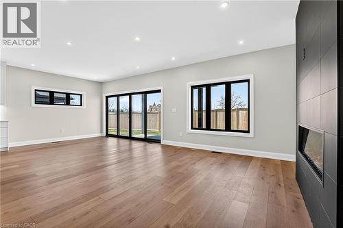 6192 Curlin Crescent, Niagara Falls, ON - Indoor
