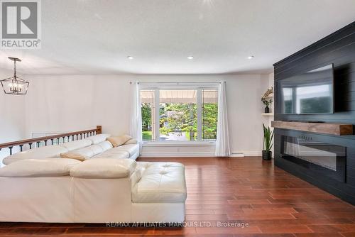 1507 Catherine Street, Cornwall, ON - Indoor Photo Showing Living Room With Fireplace