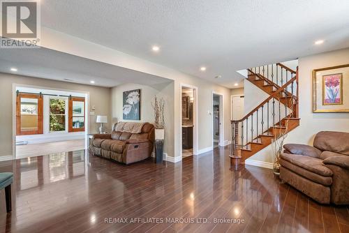 1507 Catherine Street, Cornwall, ON - Indoor Photo Showing Living Room