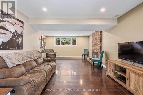 1507 Catherine Street, Cornwall, ON - Indoor Photo Showing Living Room
