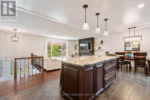 1507 Catherine Street, Cornwall, ON - Indoor Photo Showing Kitchen With Upgraded Kitchen