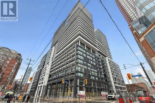 406 - 70 PRINCESS STREET  Toronto, ON M5A 0X6