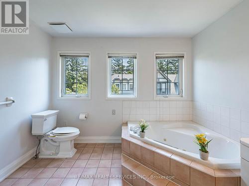 136 - 1995 Royal Road, Pickering, ON - Indoor Photo Showing Bathroom
