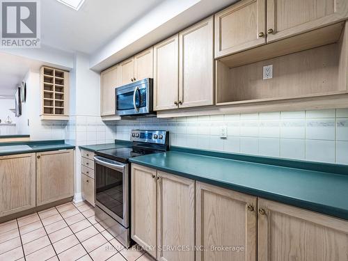 136 - 1995 Royal Road, Pickering, ON - Indoor Photo Showing Kitchen With Stainless Steel Kitchen