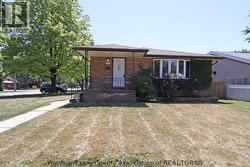 198 SUPERIOR Unit# MAIN Lasalle, ON N9J 1H3