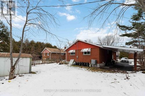 1274 Cobden Road E, Ottawa, ON - Outdoor