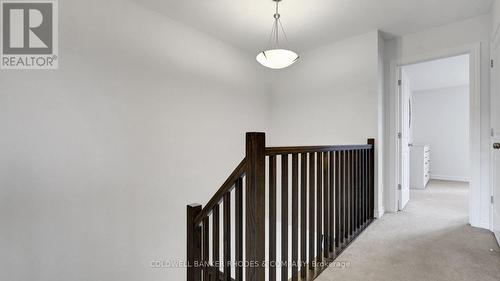 862 Chipping Circle, Ottawa, ON - Indoor Photo Showing Other Room
