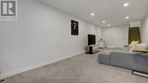 862 Chipping Circle, Ottawa, ON - Indoor