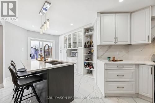 3 Booth Crescent, Ajax, ON - Indoor Photo Showing Kitchen