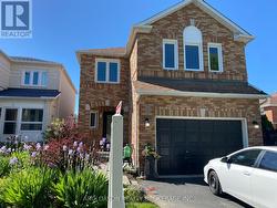 3 BOOTH CRESCENT Ajax, ON L1Z 1H6