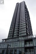 601 - 5 QUARRINGTON LANE Toronto, ON M3C 0S4
