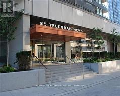 616 - 25 TELEGRAM MEWS Toronto, ON M5V 3Z9
