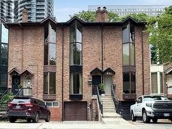 46 MCGILL STREET Toronto, ON M5B 1H2