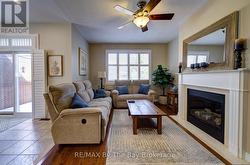 Living room with gas fireplace - 