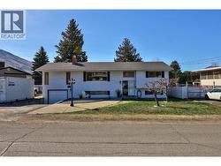 841 SICAMORE Drive Kamloops, BC V2B 6S1