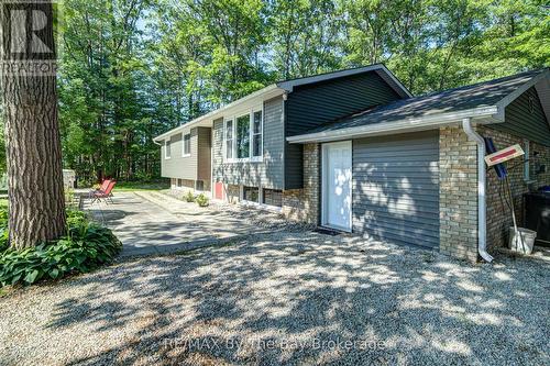 9 Frederick Drive, Wasaga Beach, ON 