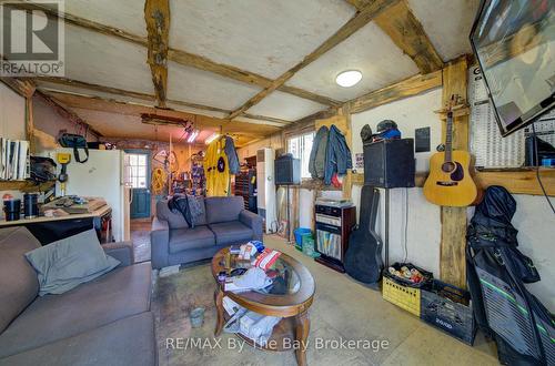 9 Frederick Drive, Wasaga Beach, ON 