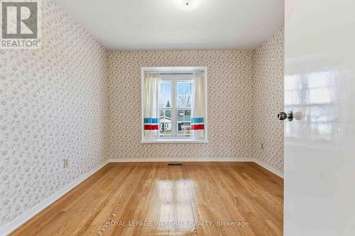1842 Playfair Drive, Ottawa, ON - Indoor Photo Showing Other Room