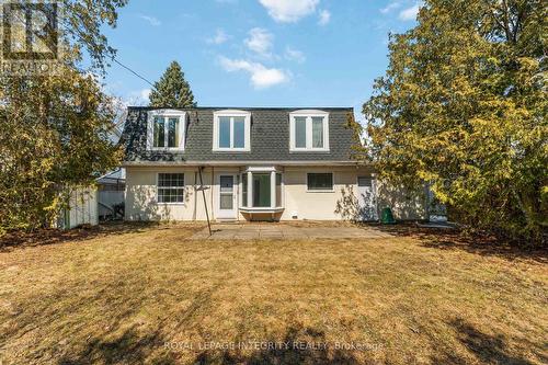1842 Playfair Drive, Ottawa, ON - Outdoor