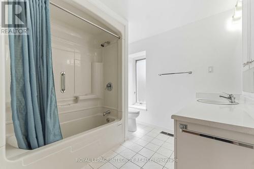 1842 Playfair Drive, Ottawa, ON - Indoor Photo Showing Bathroom