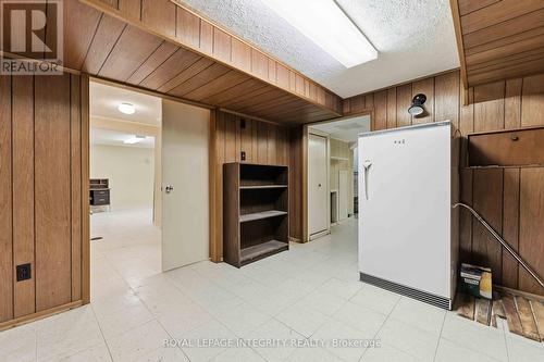 1842 Playfair Drive, Ottawa, ON - Indoor