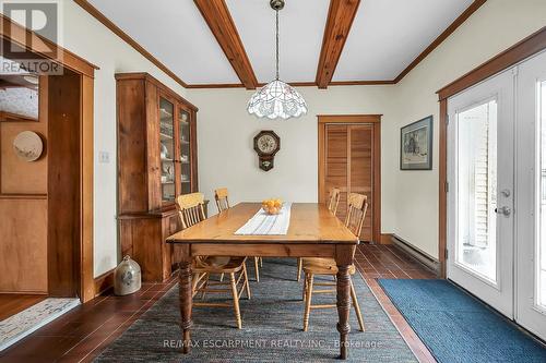 141 Mount Albion Road, Hamilton, ON - Indoor Photo Showing Dining Room