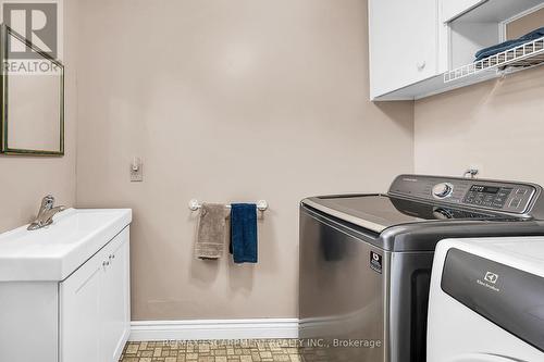 141 Mount Albion Road, Hamilton, ON - Indoor Photo Showing Laundry Room