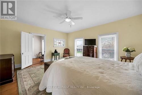 141 Mount Albion Road, Hamilton, ON - Indoor Photo Showing Bedroom