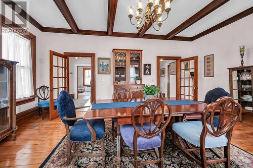 141 Mount Albion Road, Hamilton, ON - Indoor Photo Showing Dining Room