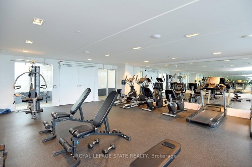 145-16 Concord Place, Grimsby, ON - Indoor Photo Showing Gym Room