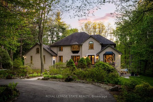 18 Elder Crescent, Hamilton, ON - Outdoor