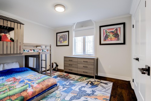 18 Elder Crescent, Hamilton, ON - Indoor Photo Showing Bedroom
