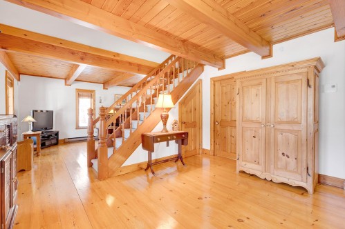 Boudoir - 1062 Rue De La Voie-Du-Bois, Prévost, QC - Indoor Photo Showing Other Room