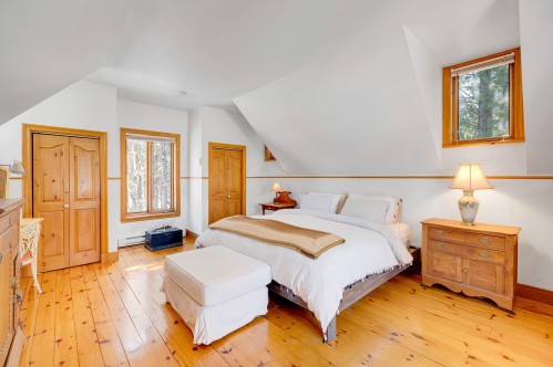 Chambre à coucher principale - 1062 Rue De La Voie-Du-Bois, Prévost, QC - Indoor Photo Showing Bedroom